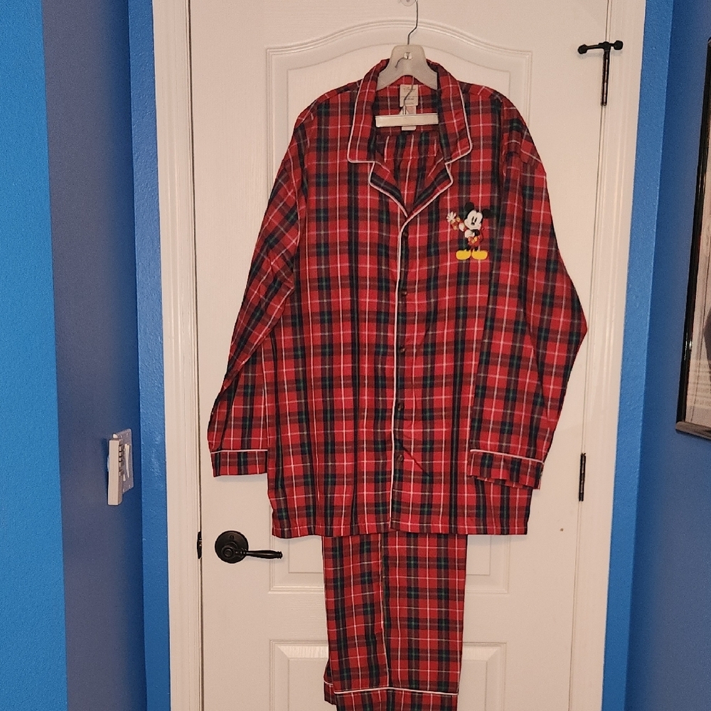 Disney Store Mens Red Plaid Pajamas XL